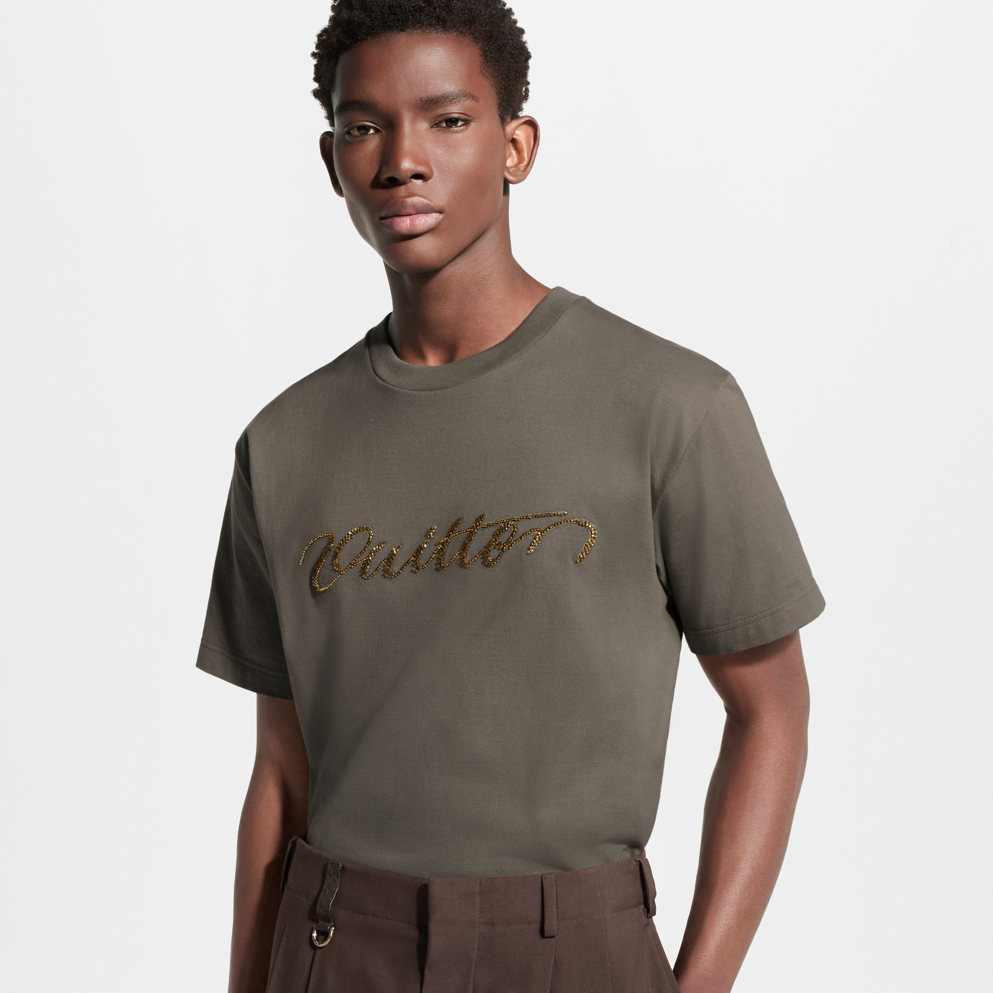 エンべリッシュド シグネチャーTシャツ ｜ルイ・ヴィトン 公式サイト